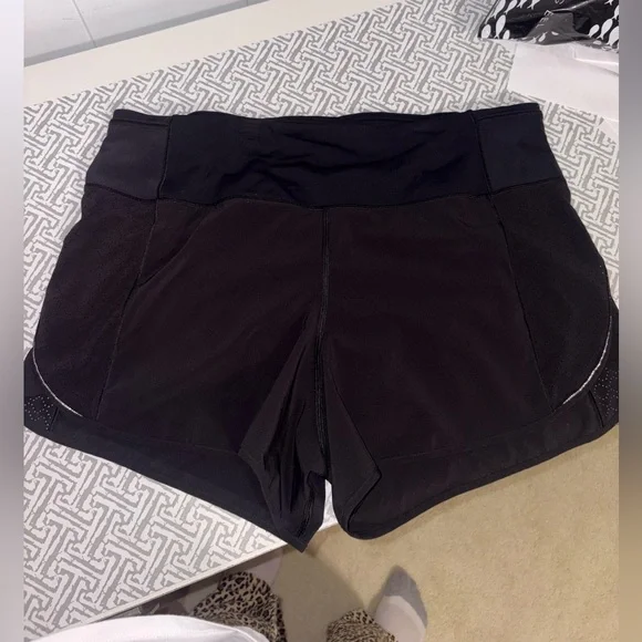 Lululemon Women's Black Athletic size 12 Shorts - Picture 4 of 9